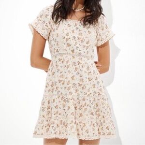 AMERICAN EAGLE Ditsy Floral  Tiered Mini Dress